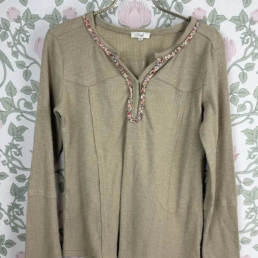 Easel Beige Bohemian Floral Pink Trim Henley Long Sleeve Tee - Size - Small